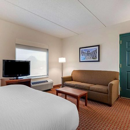 Clarion Suites At The Alliant Energy Center Madison Exteriér fotografie