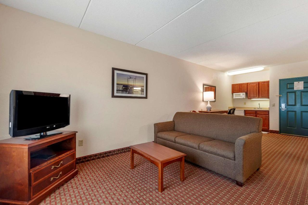 Clarion Suites At The Alliant Energy Center Madison Exteriér fotografie
