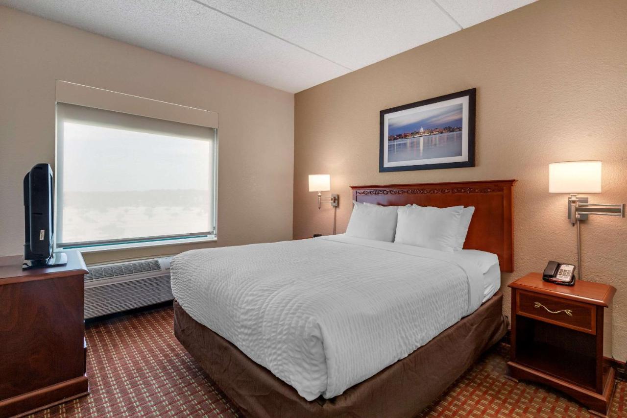 Clarion Suites At The Alliant Energy Center Madison Exteriér fotografie