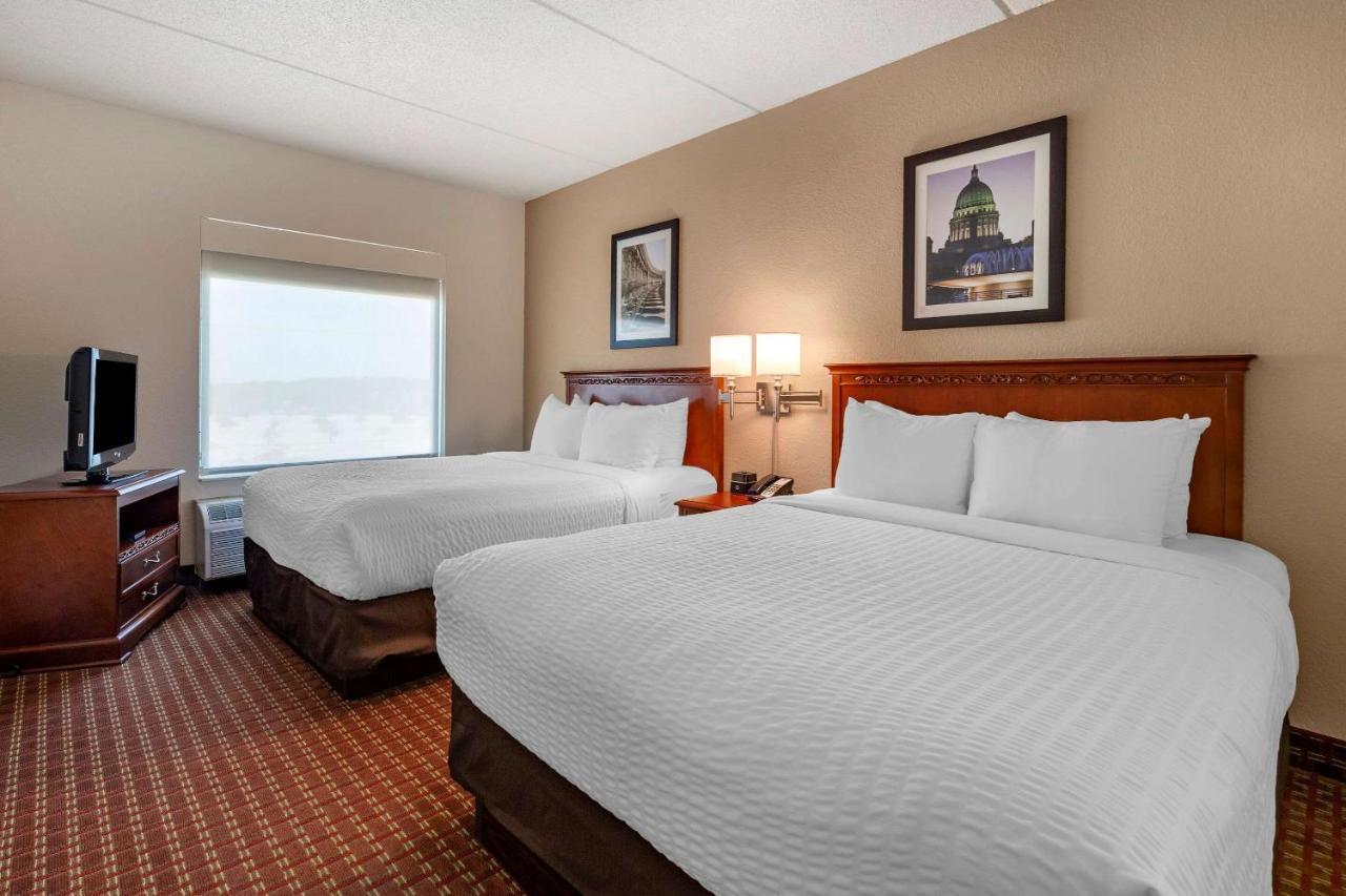 Clarion Suites At The Alliant Energy Center Madison Exteriér fotografie