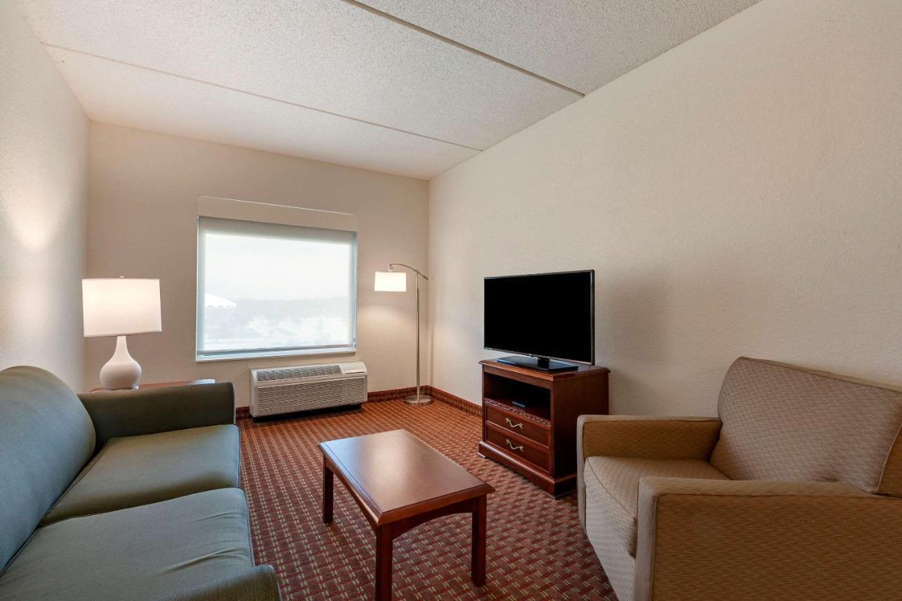 Clarion Suites At The Alliant Energy Center Madison Exteriér fotografie