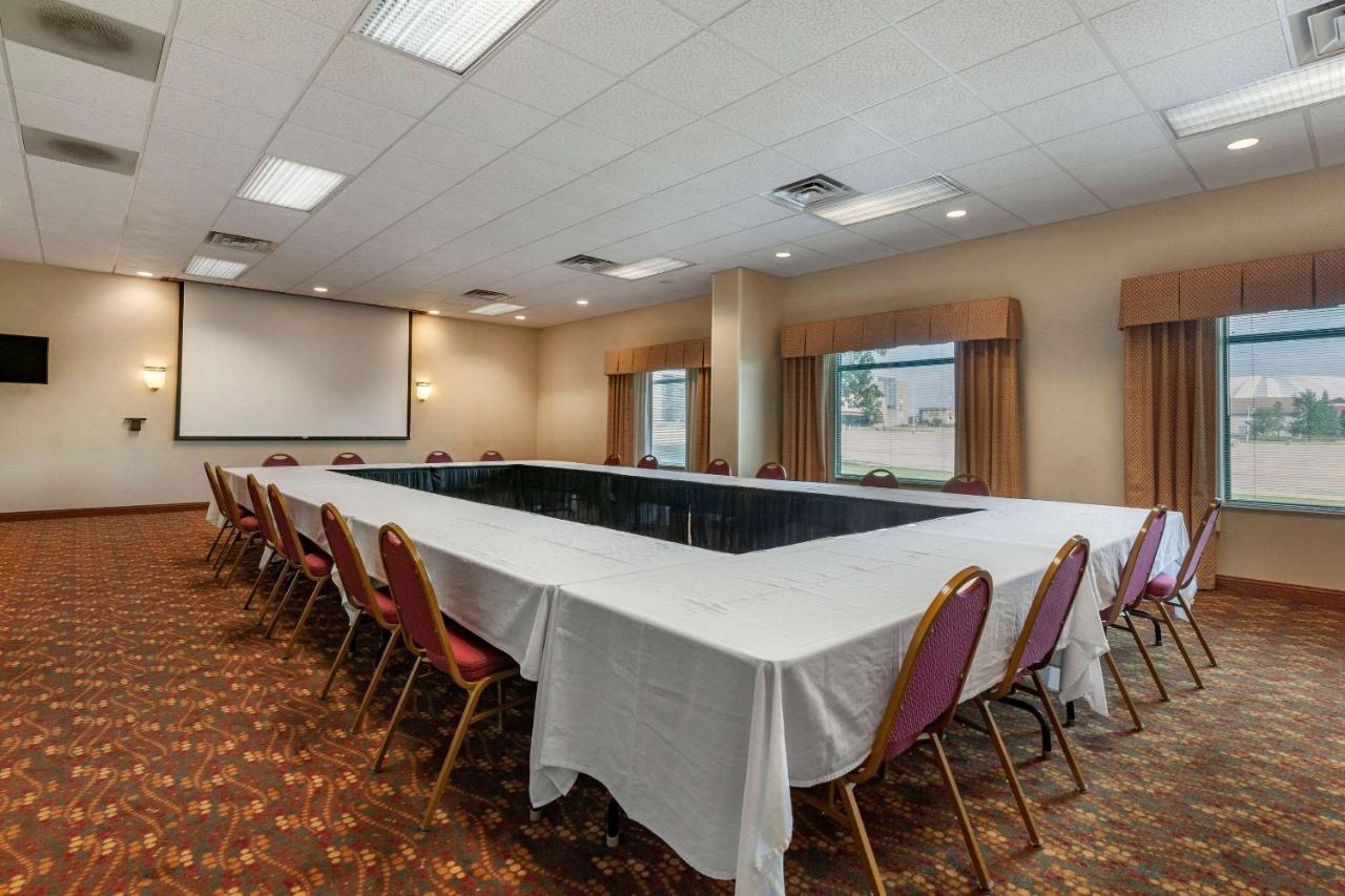 Clarion Suites At The Alliant Energy Center Madison Exteriér fotografie
